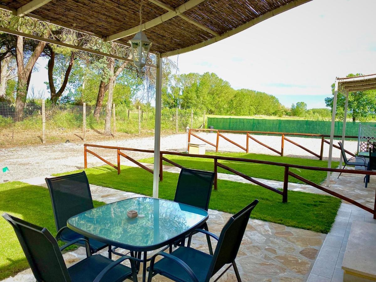 I See Lake Castiglione del Lago Exterior photo